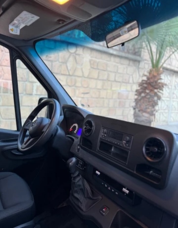 Mercedes Sprinter Surélevé chassis long vip 24 places 2022